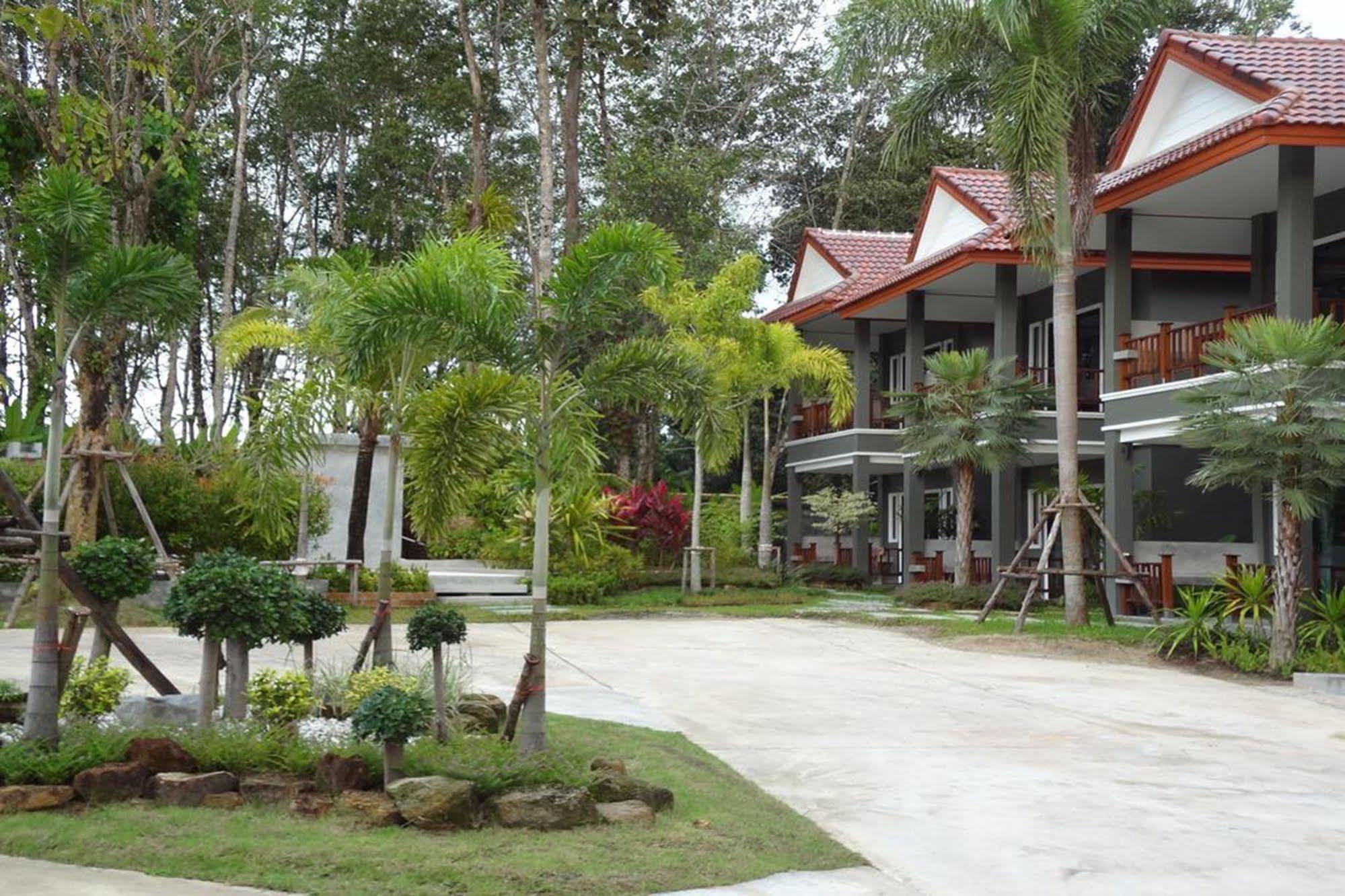Khaolak Yama Resort - Sha Plus Khao Lak Exterior photo
